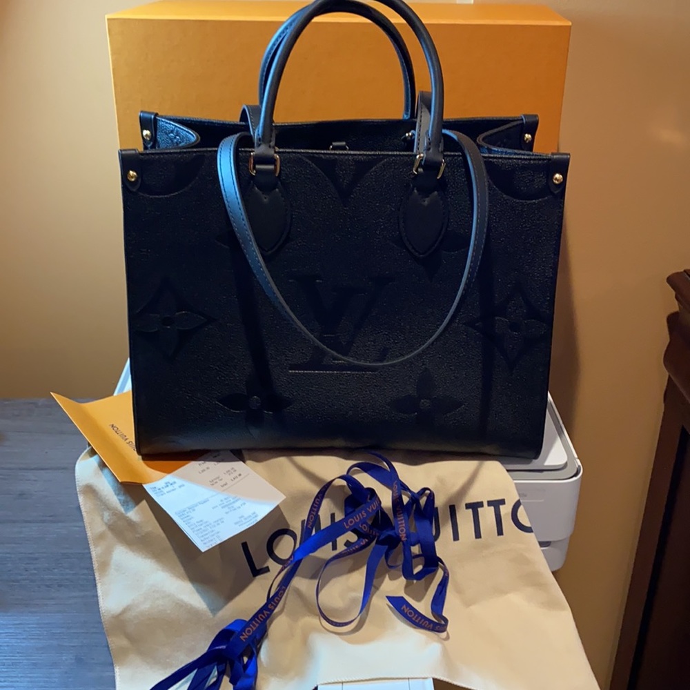 AUTH LOUIS VUITTON ONTHEGO MM BLACK BAG Empreinte